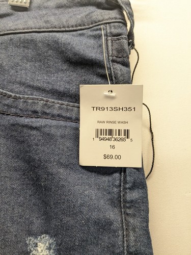 True Religion Shorts Youth Sz 14 Geno Relaxed Slim Distressed Blue Denim Raw Hem - Picture 5 of 9