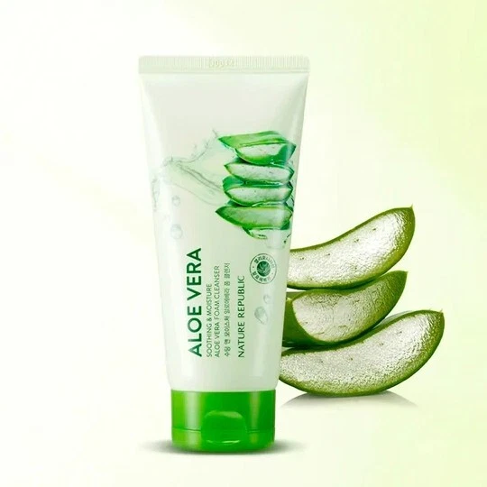 Limpiador de espuma de aloe vera calmante e hidratante NATURE REPUBLIC 150 ml espuma limpiadora Foto 2 de 4