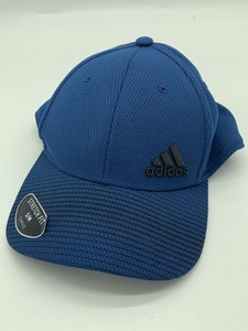 black athletic hat