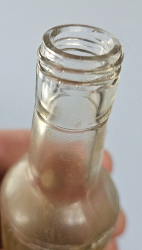 USHERS Green Stripe Blended Scotch Whisky 1/10 pint empty bottle - Picture 4 of 4