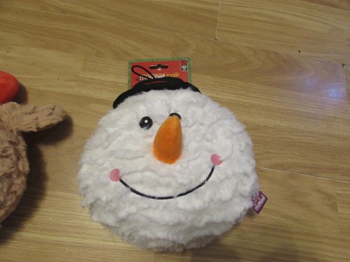 3 NOVELTY DOGGY FESTIVE THEMED SQUEAKY HOLIDAY TOYS SANTA/SNOWMAN/REINDEER - Picture 7 of 8