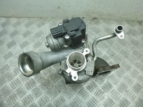 AUDI A3 1.4 BENZINA TURBO 04E145704R 2014 - Foto 3 di 8