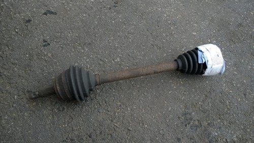 linke Antriebswelle für  VW Golf /Vento / Polo / Seat  1.0--1,6l  40-74KW