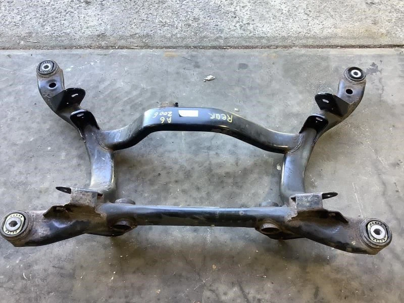 2006 AUDI A6 3.2 QUATTRO REAR SUSPENSION CROSSMEMBER K-FRAME DIFFERANTIAL AXLE - Imagem 2 de 4