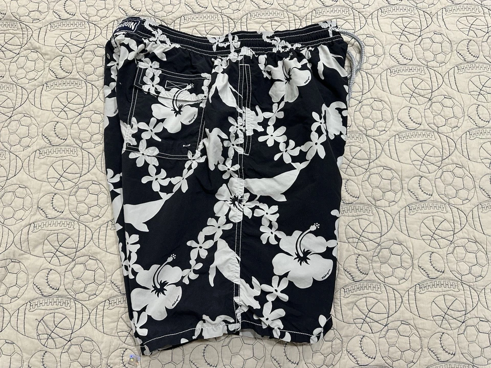Vilebrequin Men Swim Shorts Turtles Dolphins Tag Size XXL - Image 3 of 4