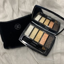 Chanel Ombres Matelassees Eyeshadow Palette - Pearl River    NO BOX
