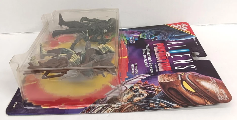 ALIENS VS. PREDATOR WARRIOR ALIEN & RENEGADE PREDATOR KENNER TOYS 1993 UNOPENED - Image 3 of 4