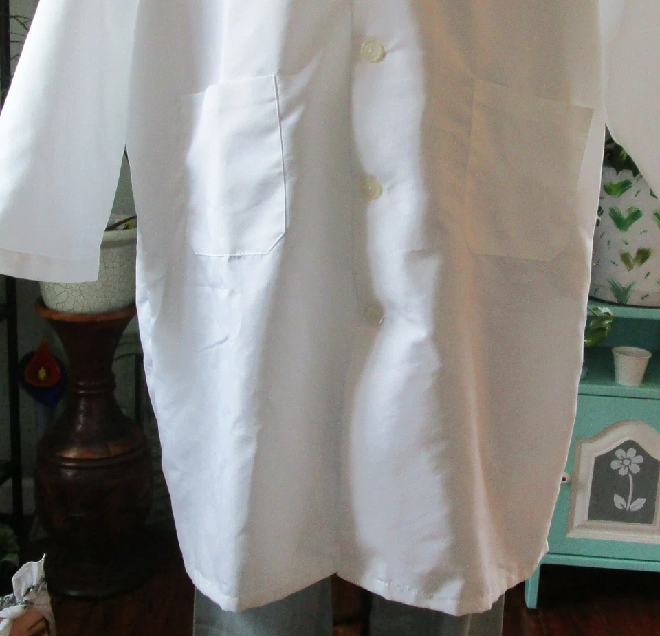 Abrigo de laboratorio Best Medical L/S para hombre botón 3 bolsillos 42" de largo talla XS - 2X blanco Foto 3 de 4