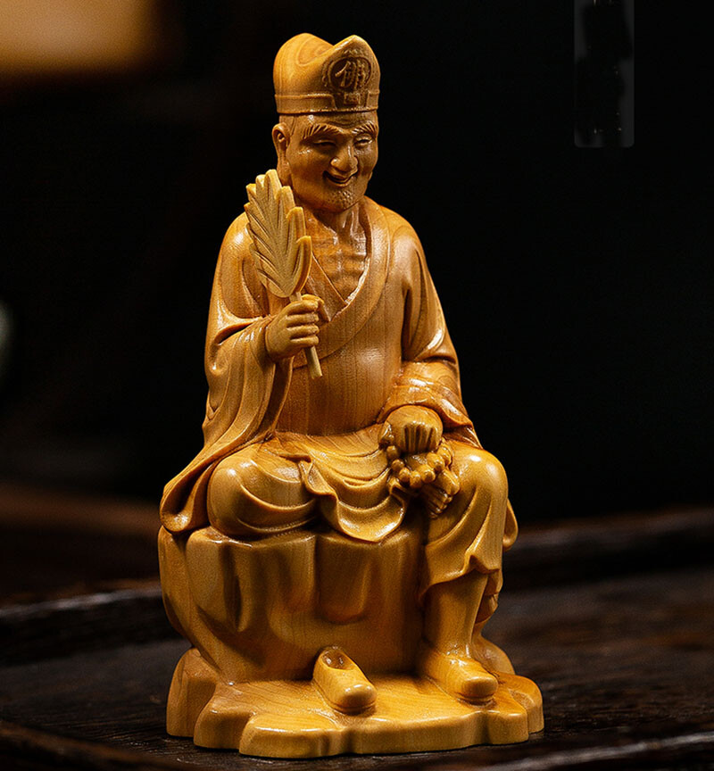 TL106 - 1X5.8X4.7 CM Carved Boxwood Carving Figurine - Ji TL106 - 1X5.8X4.7 CM Carved Boxwood Carving Figurine - Ji