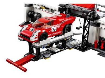 LEGO SPEED CHAMPIONS: Porsche 919 Hybrid and 917K Pit Lane (75876