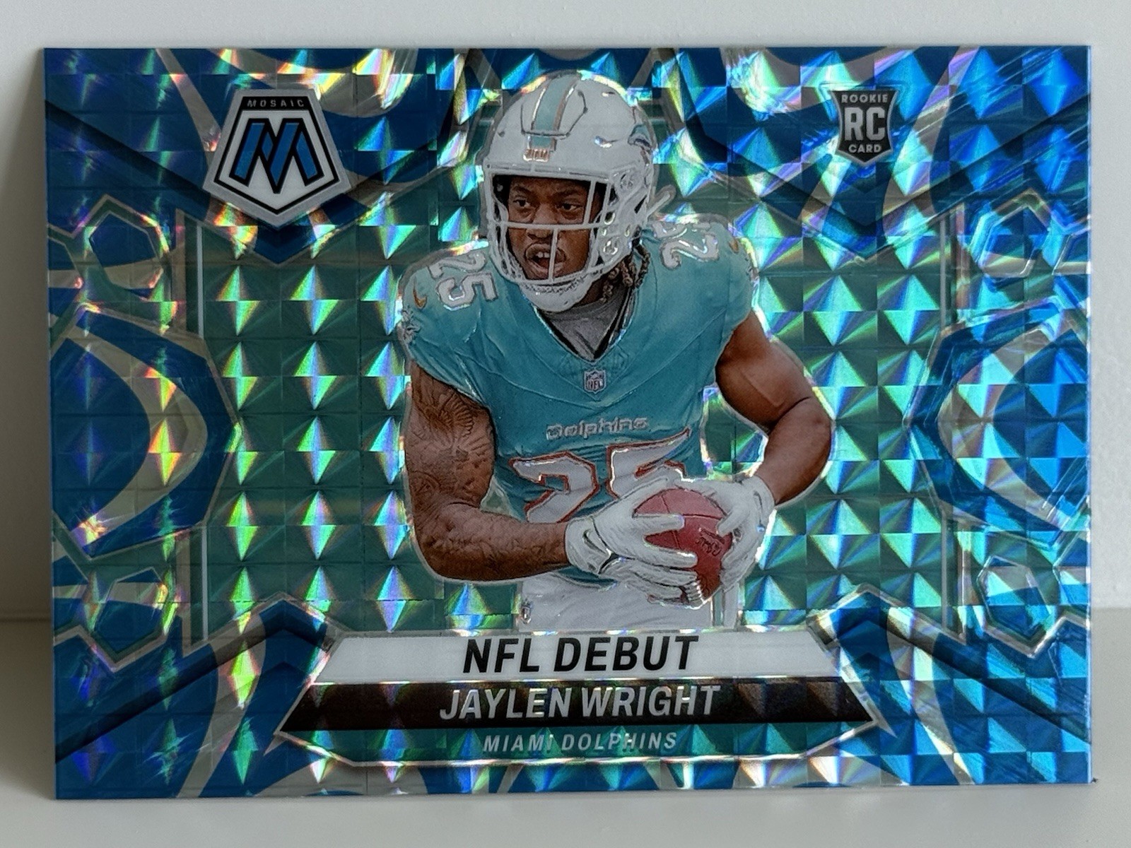 2024 Panini Mosaic NFL Debut Jaylen Wright #280 Reactive Blue Mosaic RC Dolphins