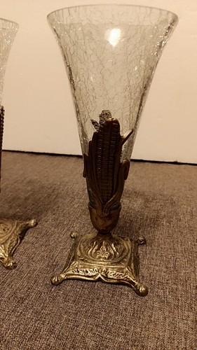 TWO VINTAGE SILVER PLATED CORN BASES WITH CRACKLE GLASS CONE VASES - Picture 3 of 14