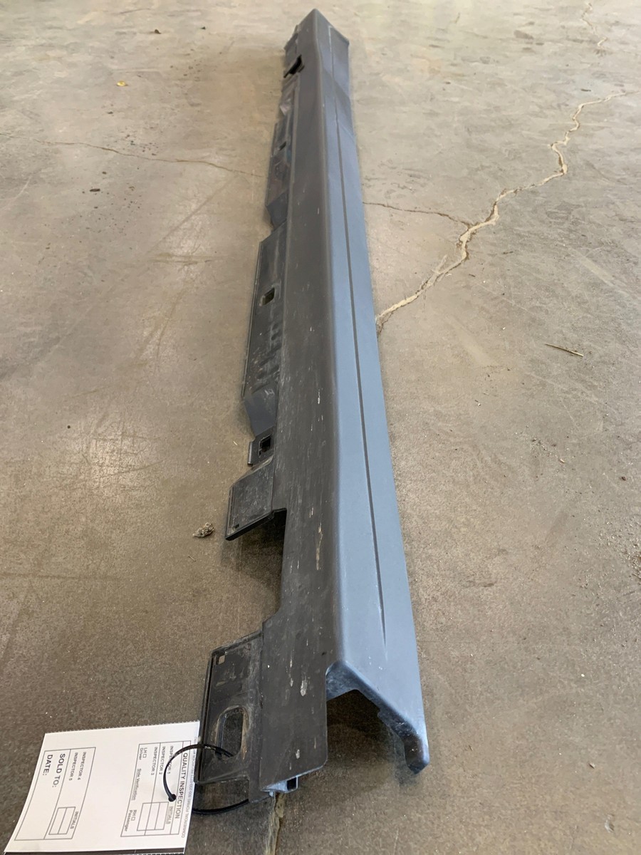 2020 - 2022 MERCEDES GLB250 OEM X247 RIGHT SIDE SKIRT ROCKER  