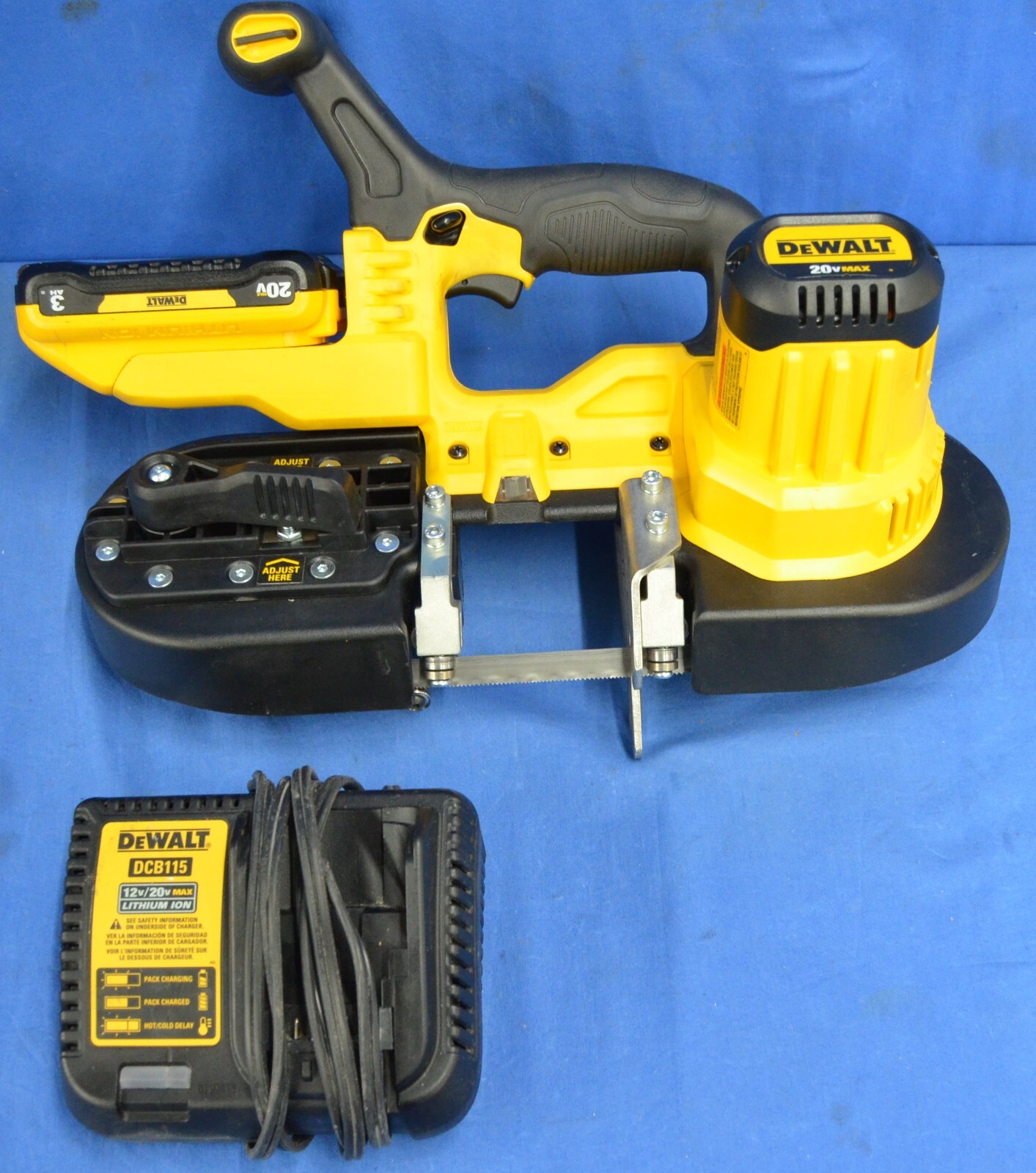 DeWALT DCS371 20V MAX 15 in. Cordless LithiumIon Band Saw w/Battery