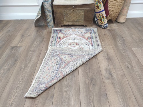 Vintage Teppich, Türkischer Teppich, Eingangsteppich, kleiner Teppich, Wollteppich, Handarbeitsteppich, Teppich - Bild 10 von 10