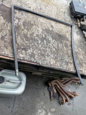 Range Rover P38 Seitennahe und Off Side Heck Gummi Tür Fenster Dichtungen Paar OK