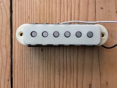 Squier Classic Vibe Bass VI Hals Tonabnehmer Indonesien