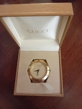 GUCCI OROLOGIO DA VIAGGIO TAVOLO SVEGLIA VINTAGE. ALTRI GUCCI.. GUARDA LOOK