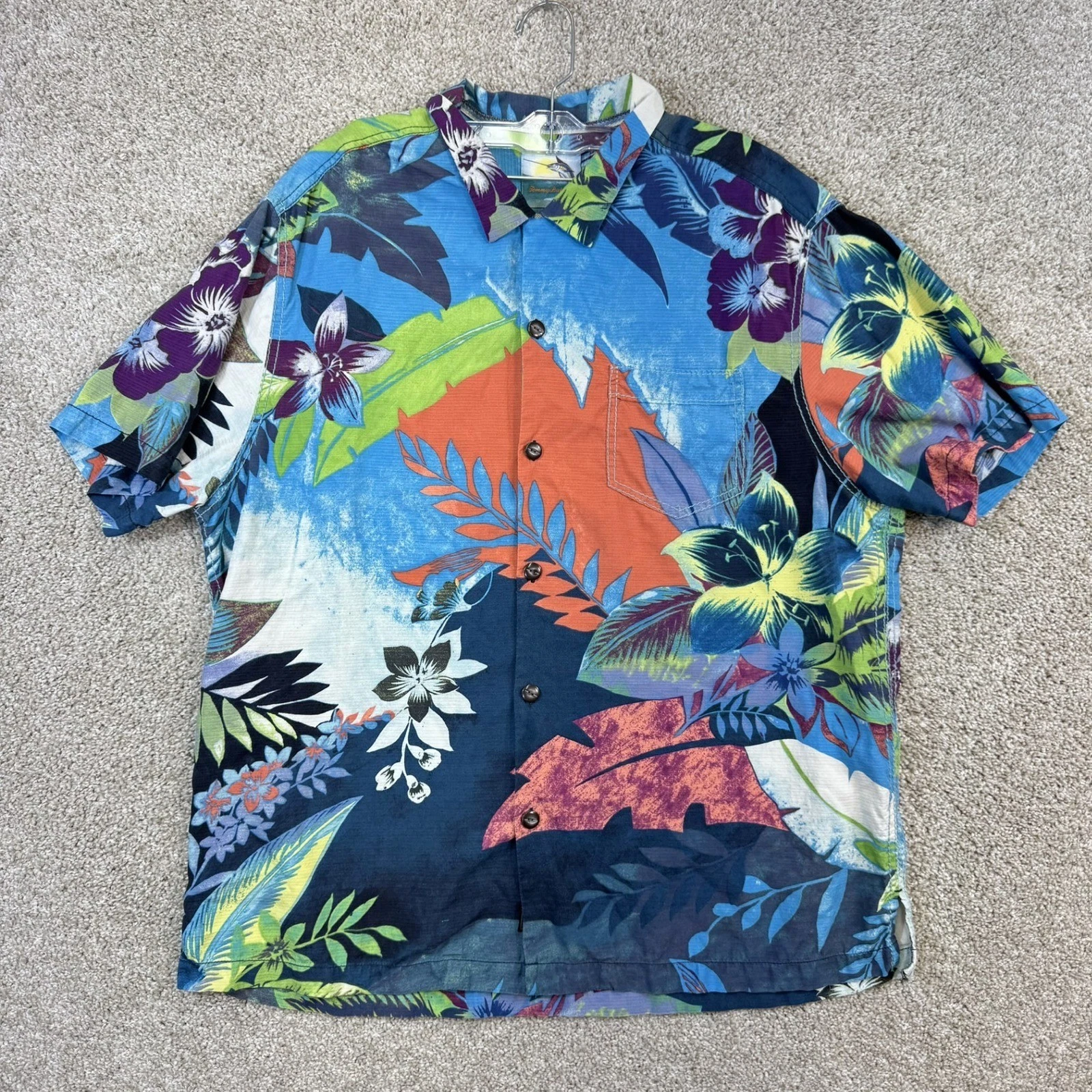 Tommy Bahama Button Up Shirt Mens XL Blue Floral Silk Island Modern Fit Hawaiian
Opens in a new wind