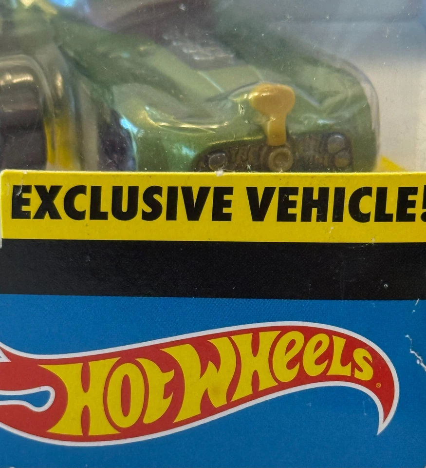 Hot Wheels DC Comics Batman & Rogues Gallery 5 Pack w/Exclusive Riddler Car~NEW! - Image 3 of 4