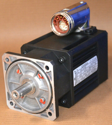 BAUMÜLLER DSG 45 S45 0.31kW 540V 0,9A 4000MIN Servomotor Reis Robotics 