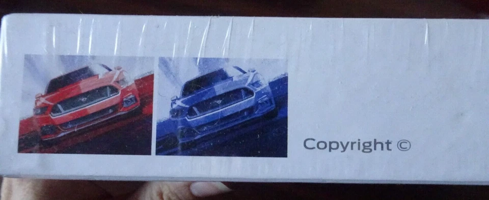 Rompecabezas Ford Mustang GT 2015 doble cara rojo carrera - azul índigo 750 piezas Foto 3 de 4