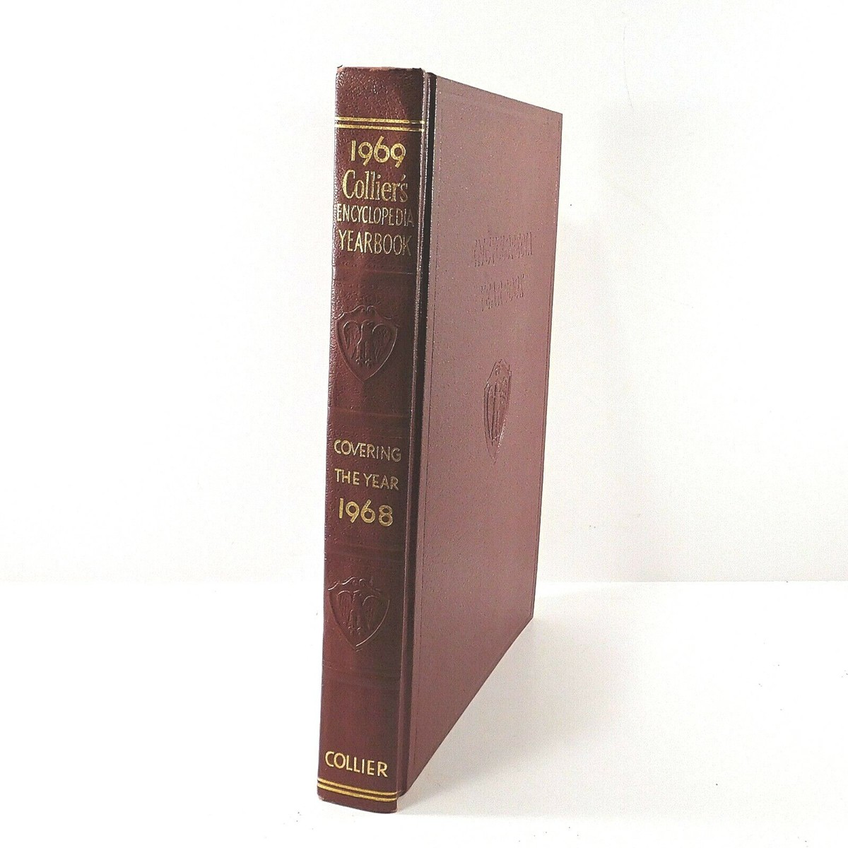 ENCYCLOPEDIA YEAR BOOK. 1969〜1992（欠番あり） 1992 Encyclopedia Britannica Full Set with Book of the Year