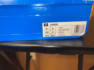 Size 9.5 NEW Adidas London size? Exclusive City Series Blue Orange