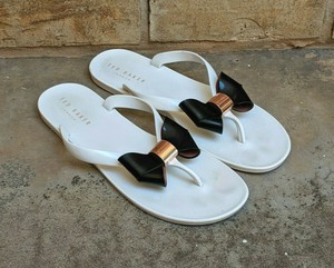 ted baker rafeek flip flops