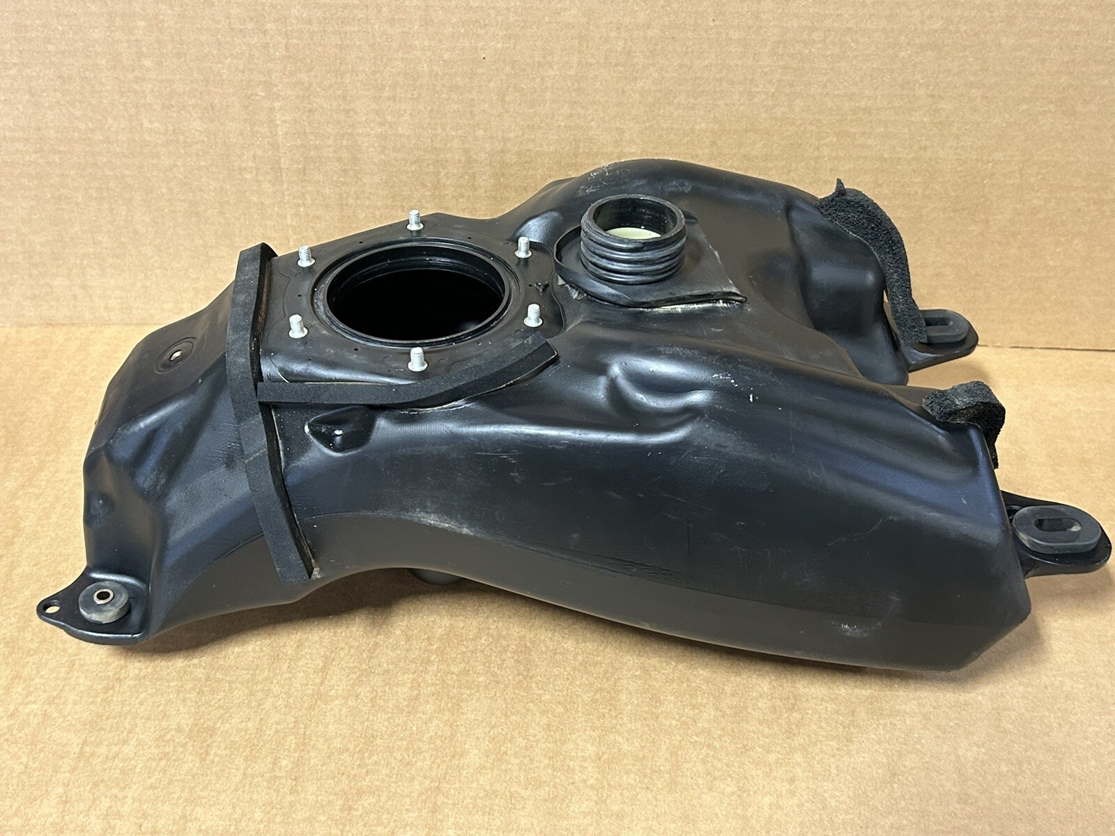 Yamaha Raptor 700 OEM Gas Tank Fuel Cell 20062012 700R YFM700 🔥FAST