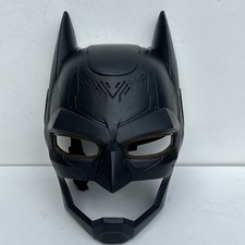 Batman Bat-Tech Voice-Changer Electronic Mask 15+ Sounds Cosplay Spin Master Gft