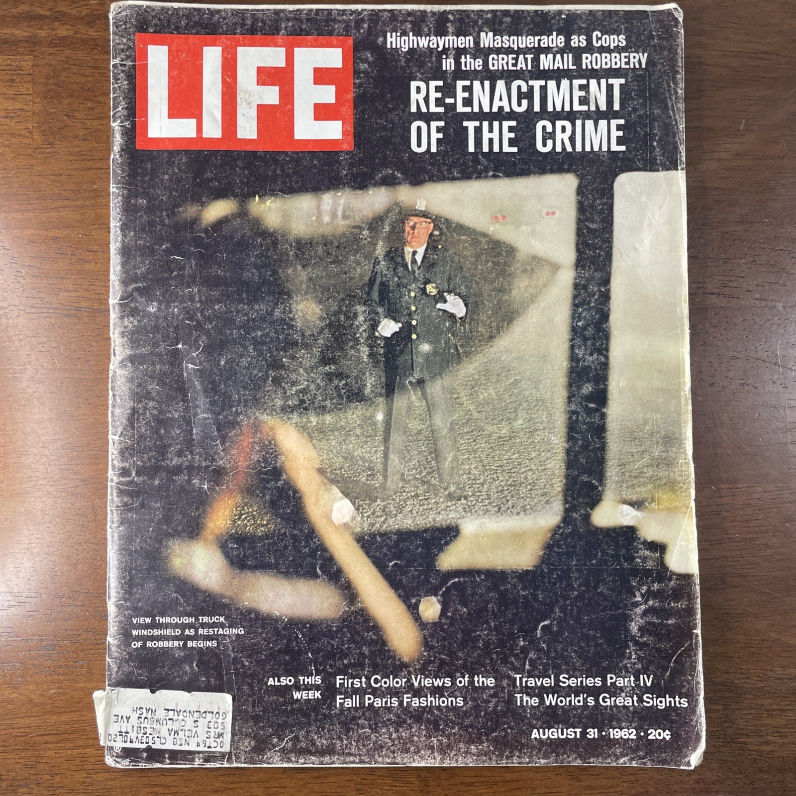 Life Magazine August 31, 1962 - Great Mail Robbery - Paris Fashions VTG