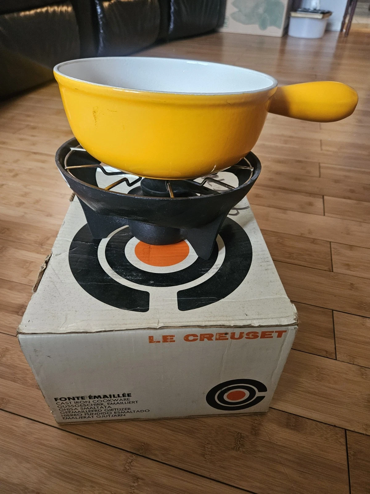 Le Creuset Yellow Cast Iron Fondue Set Pot Burner Base Forks Cheese Chocolate
