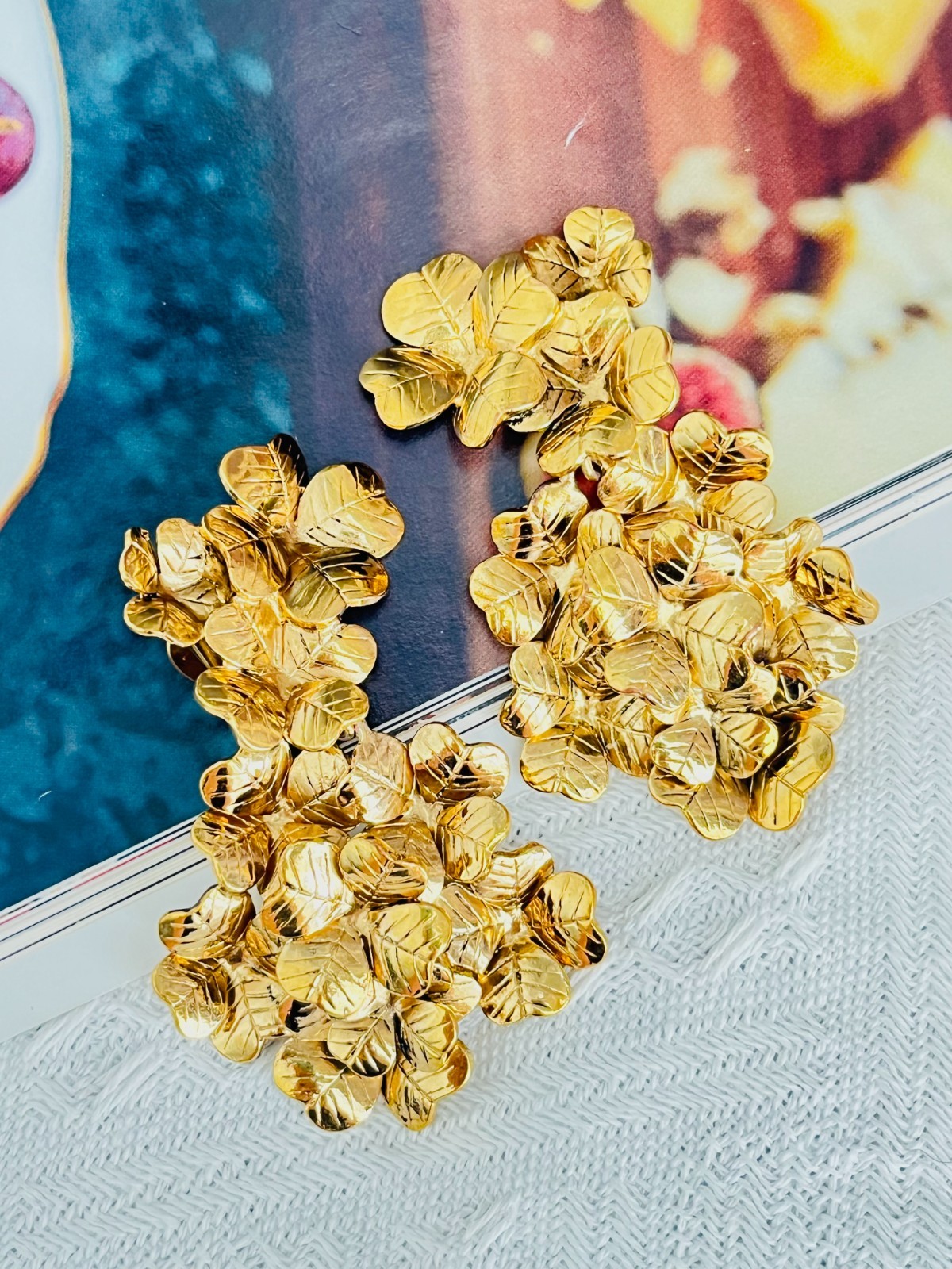 Yves Saint Laurent YSL Arty Glow Grappolo Foglia Floreale Trifoglio Goccia Clip Orecchini