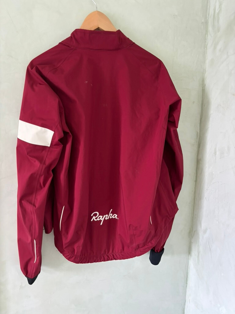 NWOT RAPHA 'PRO TEAM' BURGUNDY 100% NYLON ROAD CYCLING WINDBRAKER JACKET SIZE:SM