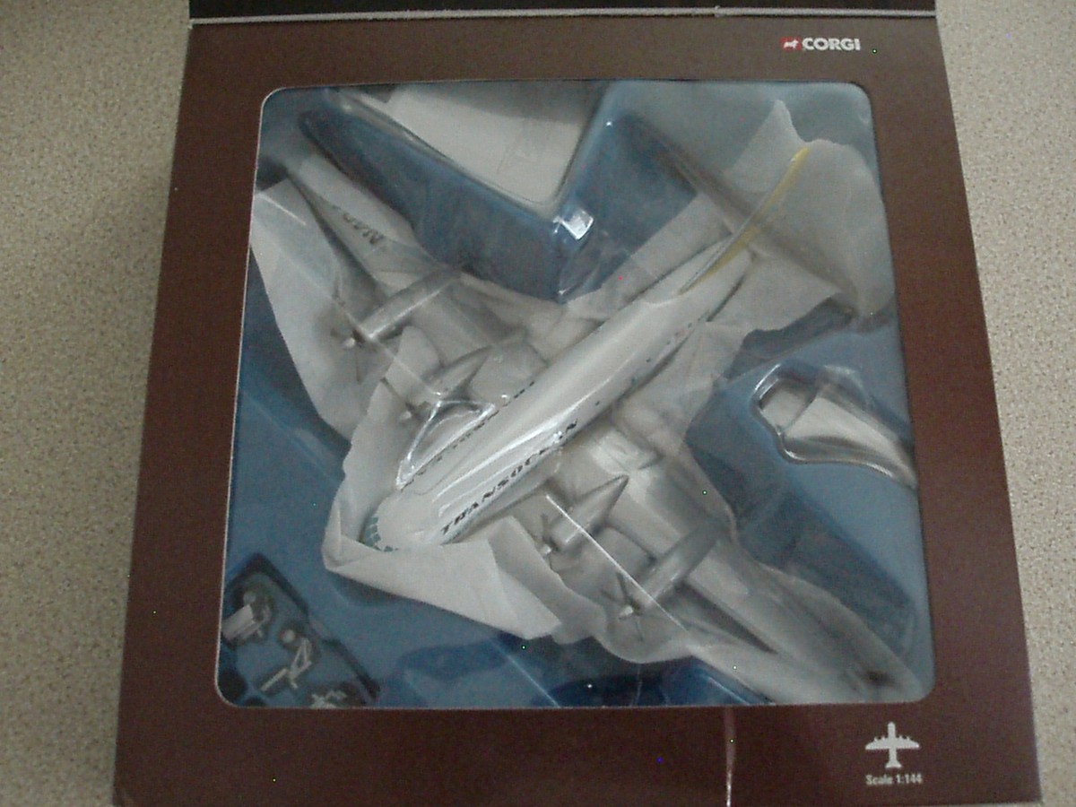 Corgi Aviation Archive 48106 Boeing C97 Stratocruiser Transocean 1