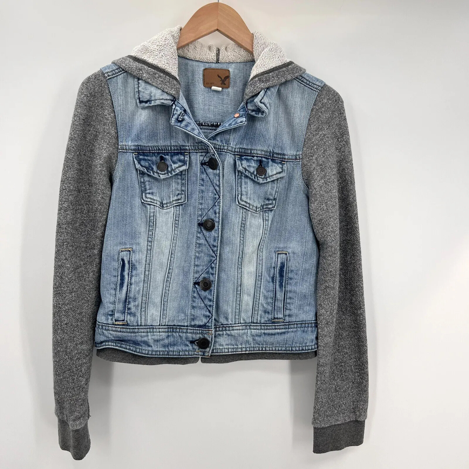 American Eagle Womens Hooded Sweatshirt 