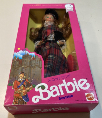 Barbie Vintage Scottish DOTW -Foreign Version - Gorgeous redhead doll 