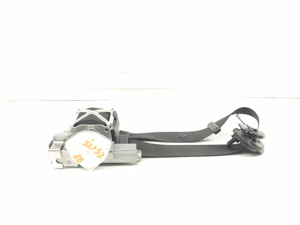 2017-2020 Bmw 430I Gran Coupe Front Passenger Right Seat Belt Retractor - Image 2 of 4