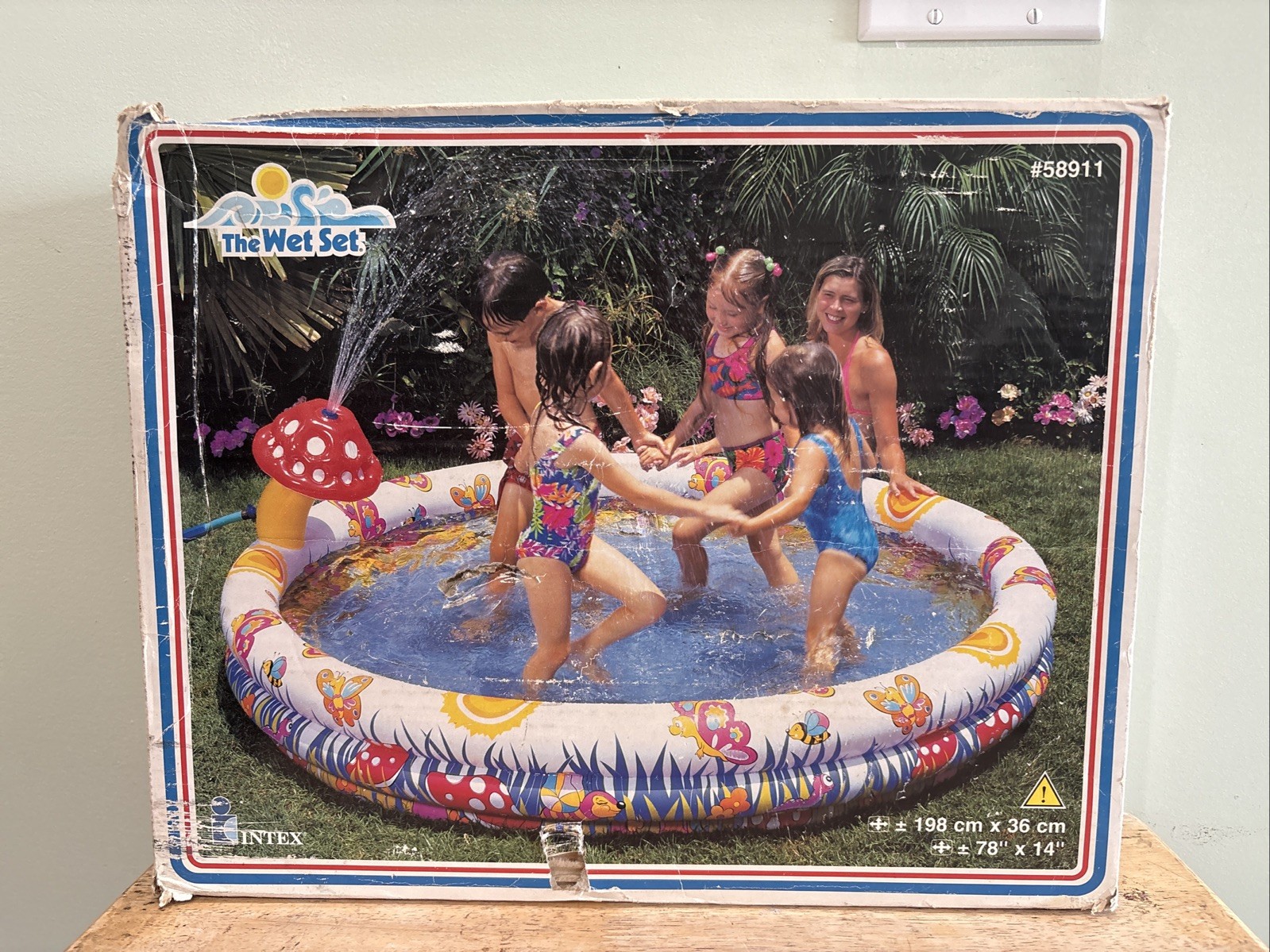 1997 Intex Wet Set Mushroom Inflatable Play Pool 78x14 Inches New in Box