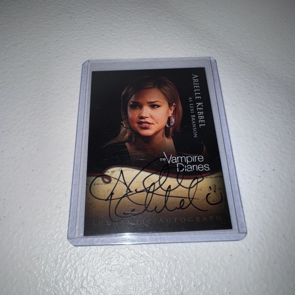 2012 Cryptozoic Vampire Diaries Season 1 autograph Arielle Kebbel as LEXI A14 - Image 3 of 4