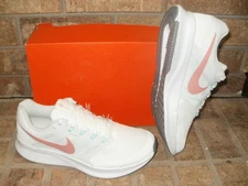 New Nike Run Swift 3 Women's  Running Shoe/DR2698 104/White-Red Stardust MSRP$80