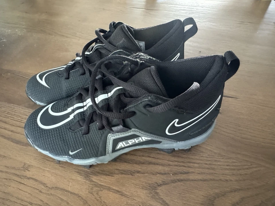 Nike Alpha Menace 3 Shark Mid Football Cleats Youth Soccer Baseball 4.5Y Shoes - Image 2 of 4