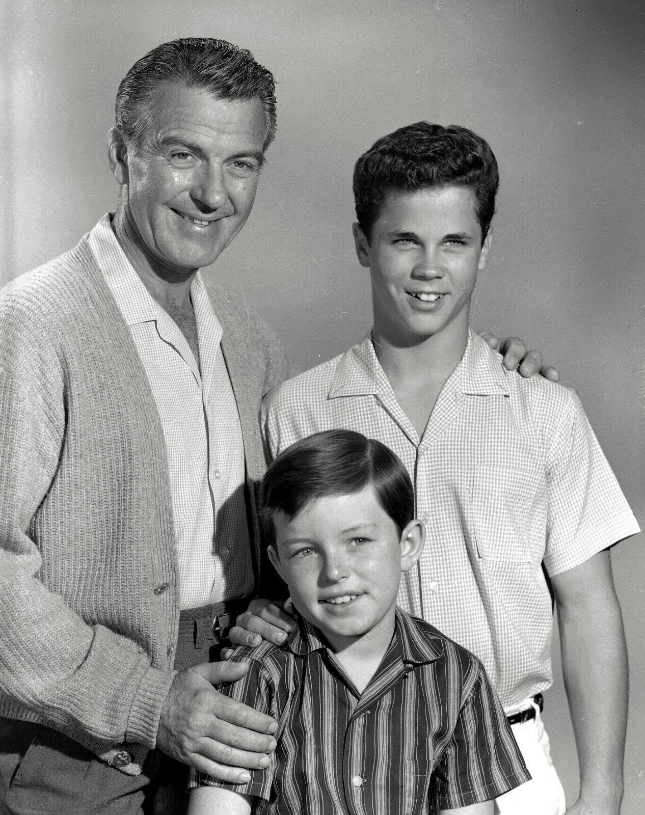 Beaver Cast Leave it to Beaver TV Cast Studio Photo Poster Framing Print 8 x 10 | eBay