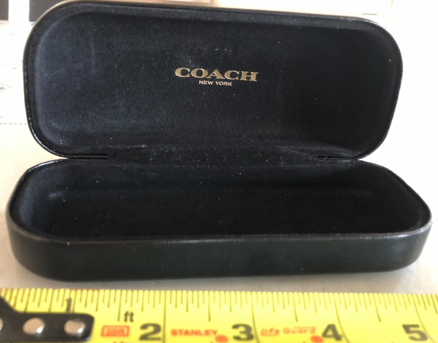 Coach New York Black Hard Clamshell Eyeglasses Case Sunglasses Cleaning Cloth