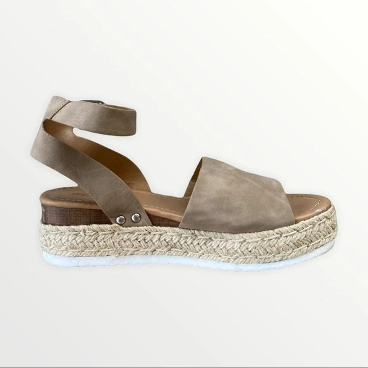 Size 9 sales flatforms
