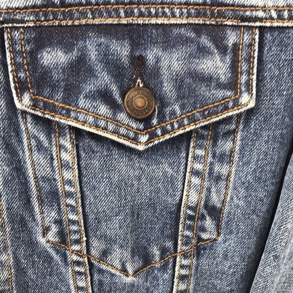 Gap Men's Classic Icon Denim Jacket with Washwell Siz… Gem