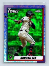 2025 Topps Chrome Logofractor Brooks Lee 1990 Design Green Rookie #/99