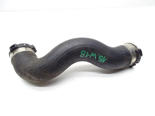 Mercedes-Benz A W176 2015 Schlauch Leitung Ladeluftkühler A2465280282