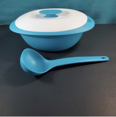 Tupperware Blue & White Plastic Round Bowl, Ladle, Lid Three-Piece Set